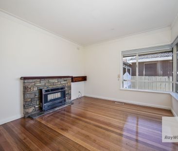Versatile Living in a Sought-After Deer Park Pocket - Photo 2