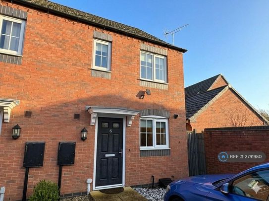 2 bedroom semi-detached house to rent - Photo 1