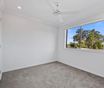 18 Achilles st, Greenbank - Photo 4