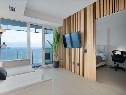 For Lease - 3900 Confederation Parkway Unit# 5511, Mississauga, Ontario - Photo 1