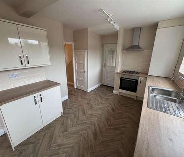 Farndale Green, TS19 - Photo 3