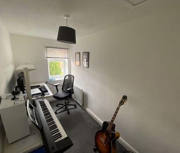 2 bedroom terraced house to rent - Photo 2