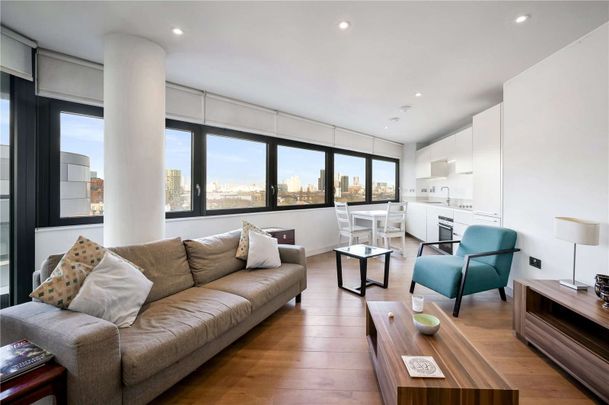 This superb one bedroom, one bathroom property offers a great amount of space and an enclosed private balcony. - Photo 1