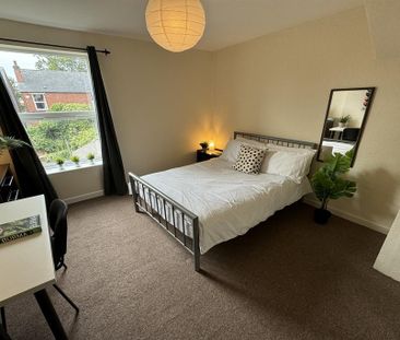 3 bedroom end of terrace house to rent - Photo 5