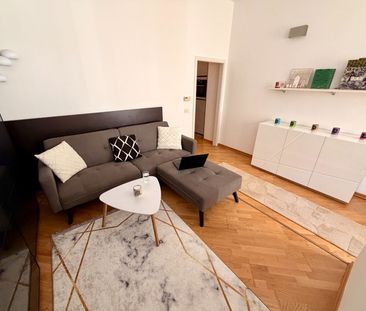Pronájem bytu 1+kk • 37 m² bez realitkyStaropramenná, Praha - Smíchov - Photo 2