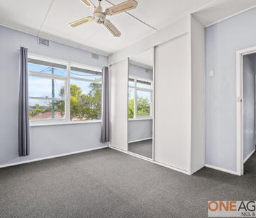 24 Carlyon Street - Photo 1