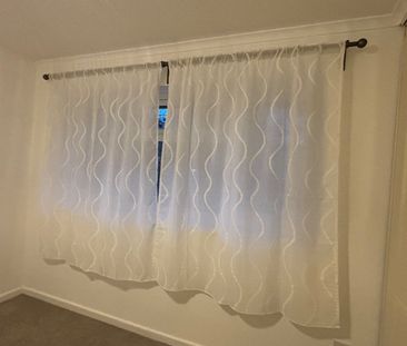 2 Bed Terraced House, Sandpiper Road, SO16 - Photo 3