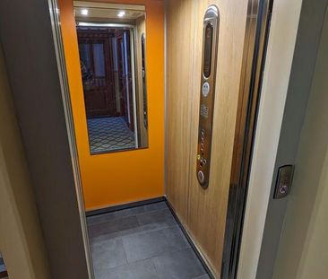 ++ Einbauküche, Balkon, Parkett, modernes Badezimmer, zentrumsnähe ... - Photo 4