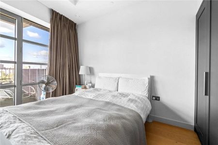 Studio Flat, Kent Building, EC14 - Photo 3