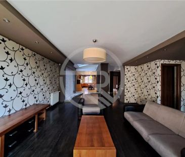Casa Insiruita, 320 mp utili, situata in cartierul Buna Ziua! - Fotografie 3