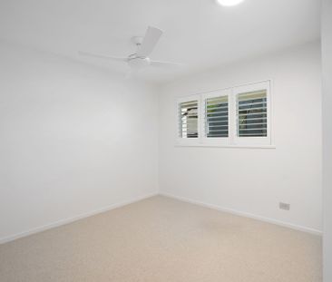 Beautifully Appointed Corner Apartment &vert; &dollar;895 Per Week - Photo 3
