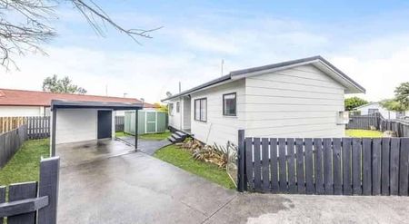 3 Bedroom 1 Bathroom house available to rent - Photo 5