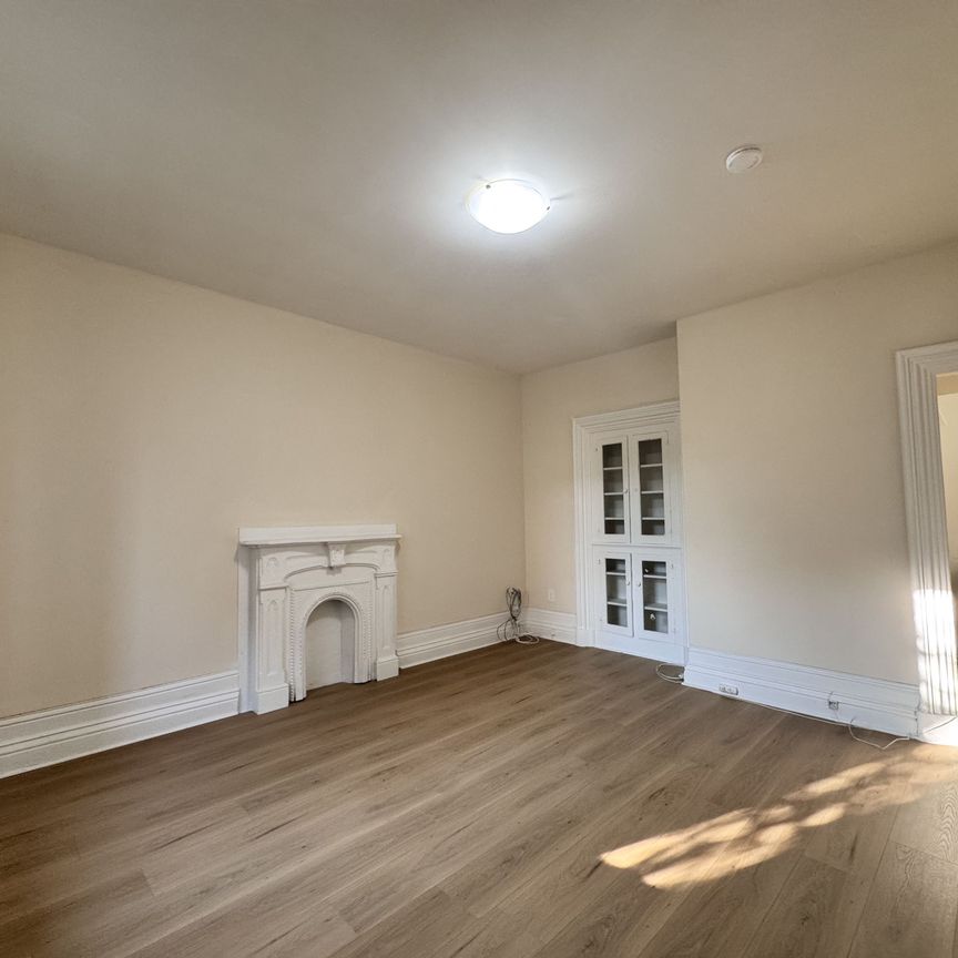 For Lease - 321 HUNTER Street Unit# UNIT-1, Hamilton, Ontario - Photo 1