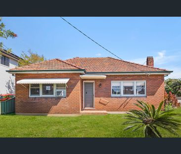48A Rosemeath Avenue, Kingsgrove, NSW 2208 - Photo 2