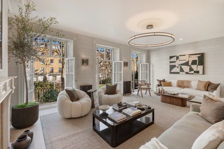 Sophisticated riverside duplex penthouse in Chelsea - Photo 2