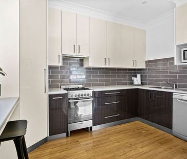 16 Dalton Street Towradgi NSW - Photo 3
