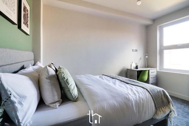 1 bedroom in a house share to rent - Photo 1