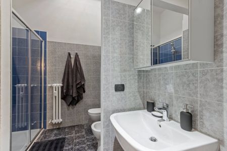 Via Giuseppe Massarenti, Milan, Lombardy 20148 - Photo 5