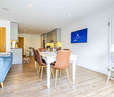 3 bed Semi Detached House for rent - Photo 6