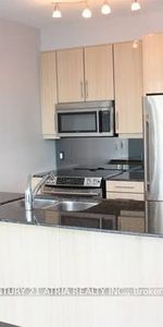 Yonge/Eglinton-Penthouse 2Bdrm 2Bths 2Parking&Locker - Photo 4