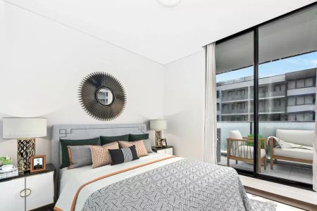 Spacious living in Clemton Park Village - Photo 3