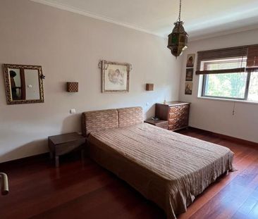 Quarto em Vale de Milhaços - Foto 1