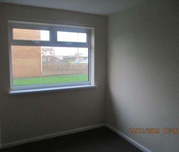 Holystone Avenue, Blyth, NE24 - Photo 2