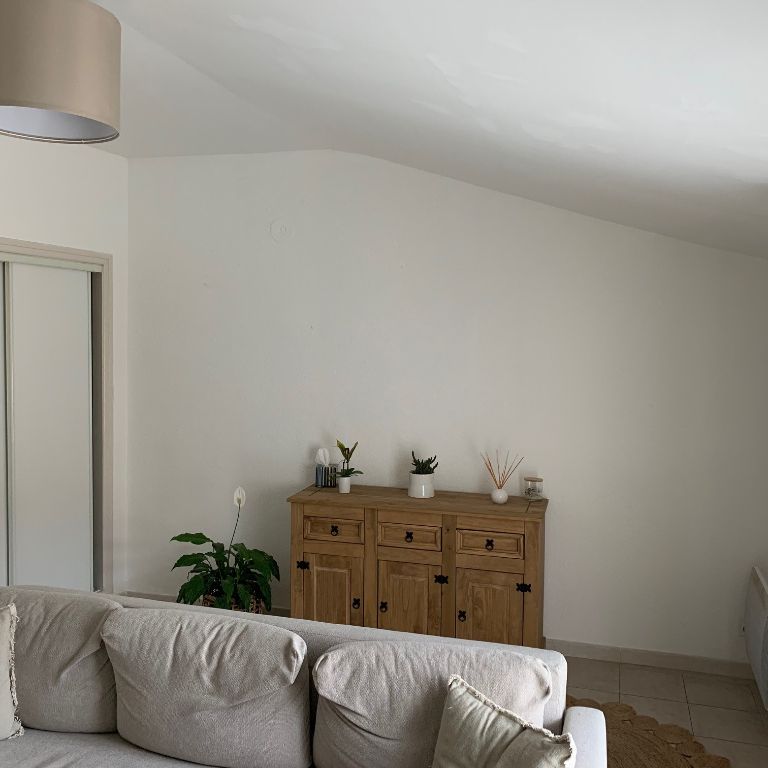 A louer Appartement T2 Bis Chateauneuf Du Pape centre, env.45m², - Photo 1