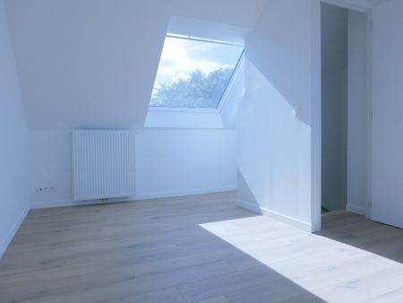 Gerenoveerde woning te Assebroek - Photo 4