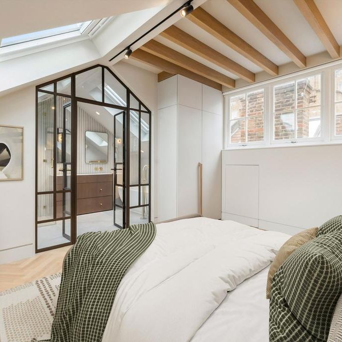 4 bedroom terraced house to rent - Photo 1