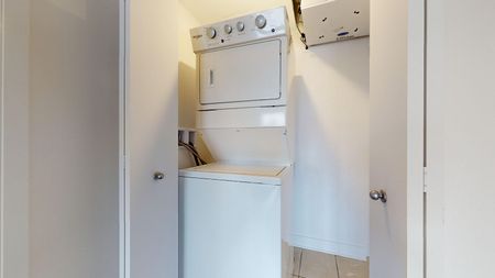 1433 De la Gare Ave, Mascouche, QC - Photo 3