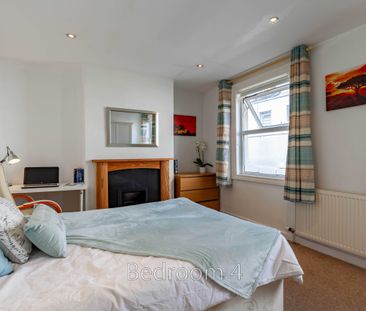 Room 1 - Photo 1