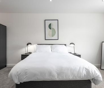 Dock Street - Photo 4