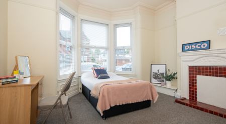 28 Estcourt Avenue, Headingley, Leeds, LS6 3ES - Photo 5