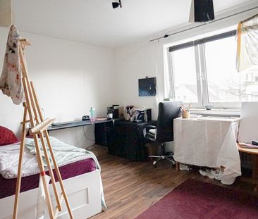 Nadorst: Möblierte 3-Zimmerwohnung, der Besichtigungstermin hat ber... - Photo 3