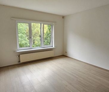 Appartement te huur in Edegem voor € 800 met 2 slaapkamers - Photo 5