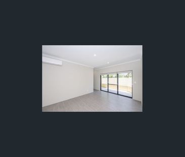 Modern Apartment Lifestyle - Photo 1