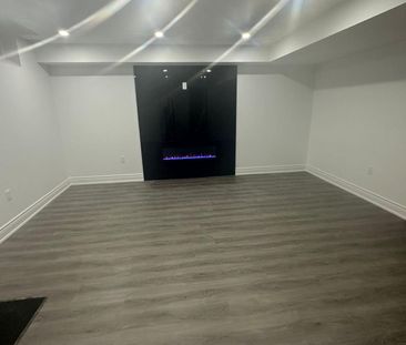 For Lease - 89 Forest Edge Crescent Unit# Bsmt, East Gwillimbury, O... - Photo 1