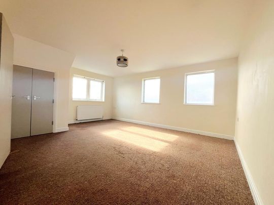 2 bedroom maisonette to rent - Photo 1