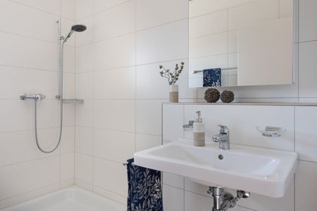 Wohnen an ruhiger Lage - Umzugsgutschein geschenkt - Photo 3