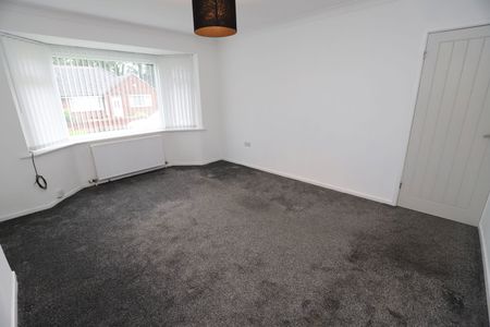 Cunningham Drive, Bury - Photo 4