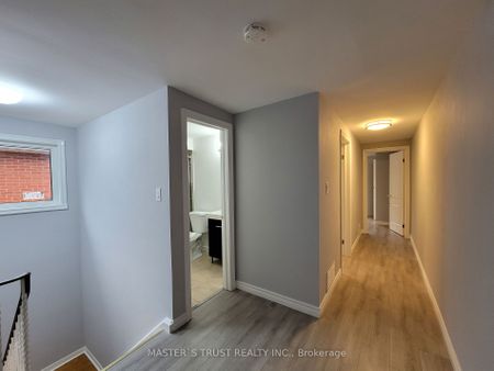 Semi-Detached Home For Lease | E7358976 - Photo 3