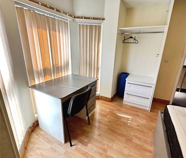 8 bedroom house to rent Talbot Road, Fallowfield, Manchester, M14 - Photo 6