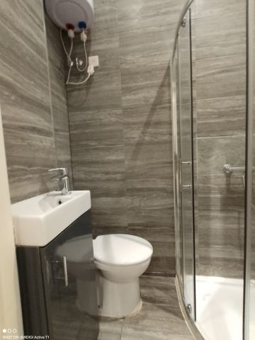 Studio Flat, Hither Green Lane, SE13 - Photo 4