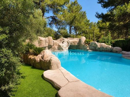 4 room luxury House for rent in Begues, Spain - Photo 5