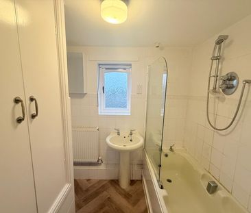 2 bedroom house to rent - Photo 3