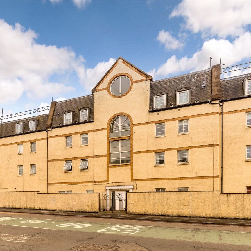 Flat 1, 79A, Slateford Road - Photo 1