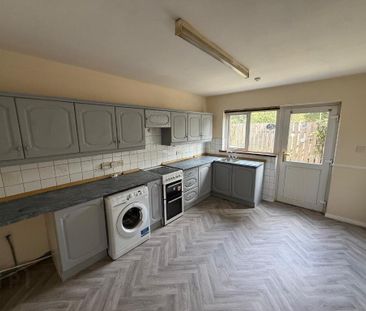 55 Princes Street, Lurgan, BT67 9DD - Photo 2