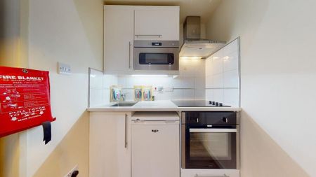 Studio to rent - Photo 5