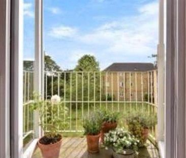 3 bedroom flat to rent - Photo 1